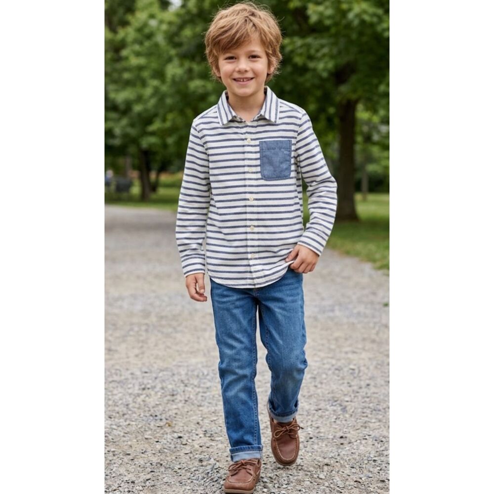 New OshKosh B'gosh Long Sleeve Button Down Pocket Shirt Boys Size 8